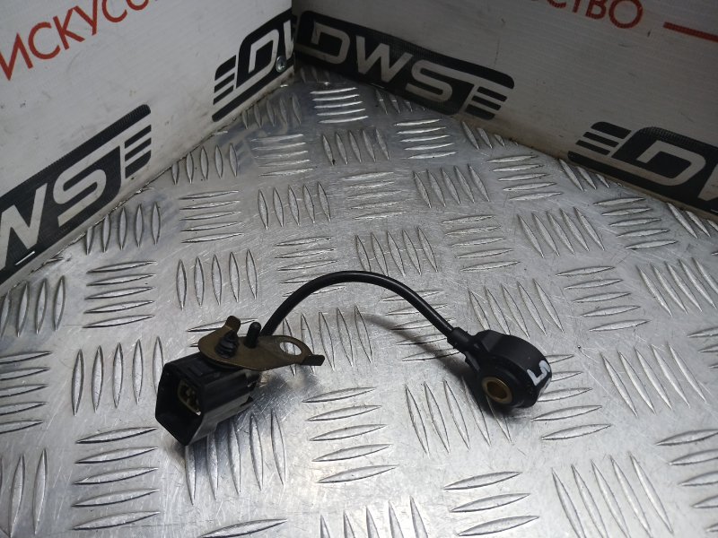 Датчик детонации Mazda Tribute EPEW YF 988F12A699BC контрактная