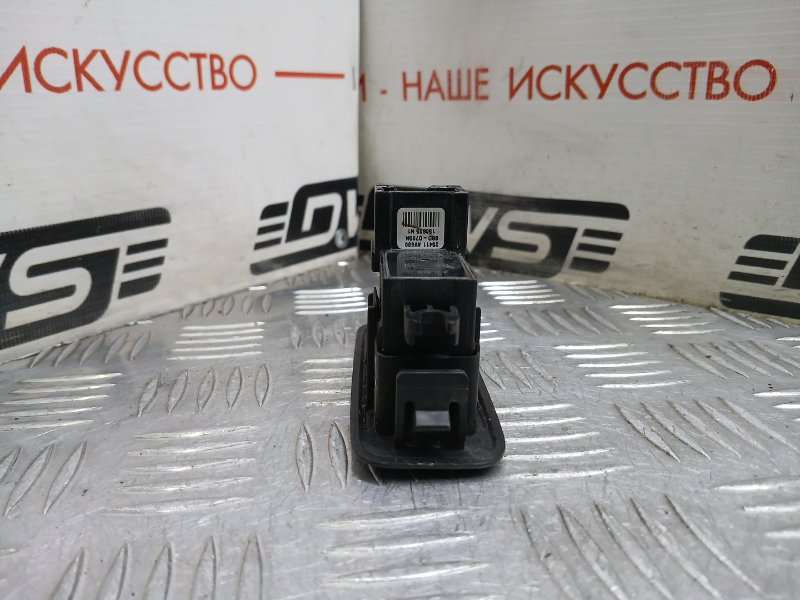 Кнопка стеклоподъемника, 700 рублей, Красноярск