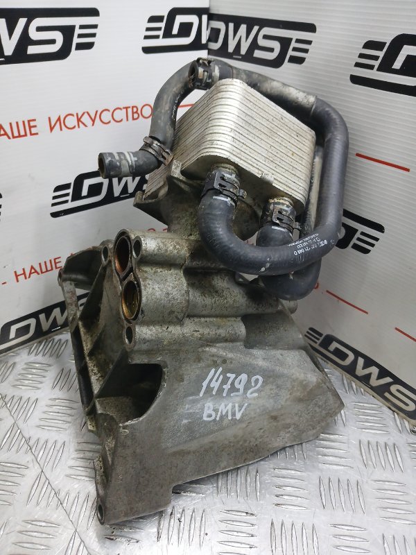 Корпус масляного фильтра Volkswagen Touareg 7L6 BMV 629102049 контрактная