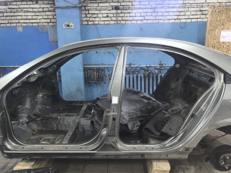 порог со стойкой левый, 11000 рублей, Красноярск