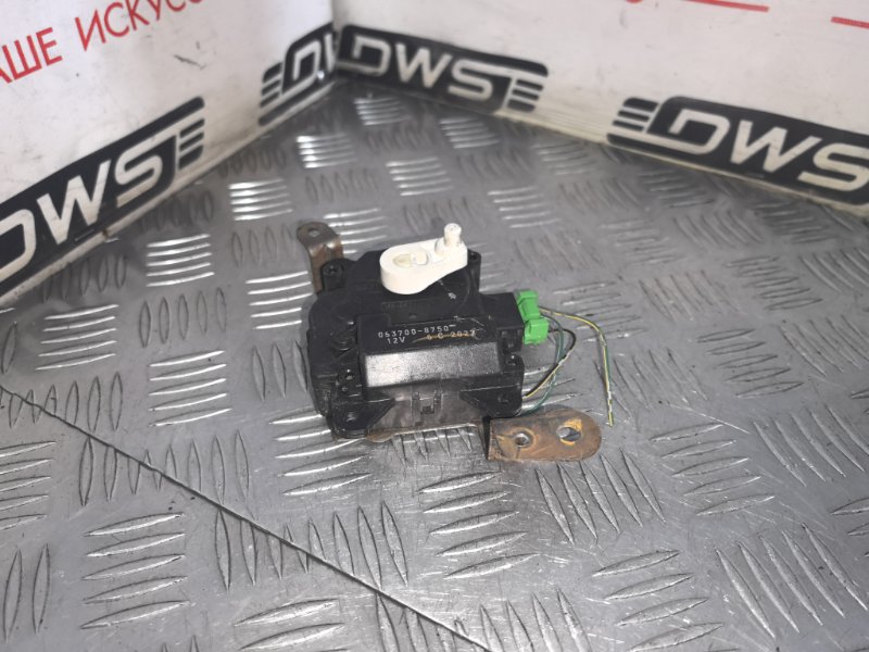 Сервопривод заслонок печки Honda Civic Ferio ES1 D15B 063700-8750 контрактная