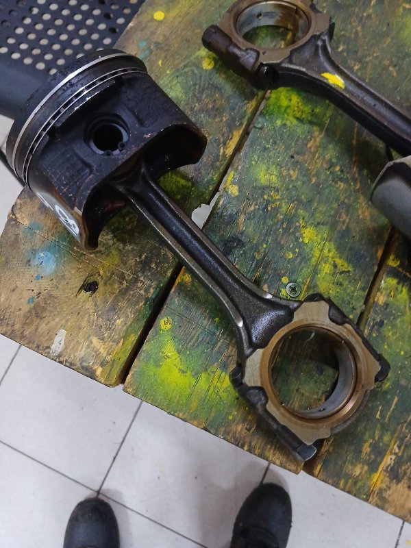 Поршень AD VHNY11 QG18DE Поршень AD VHNY11 QG18DE