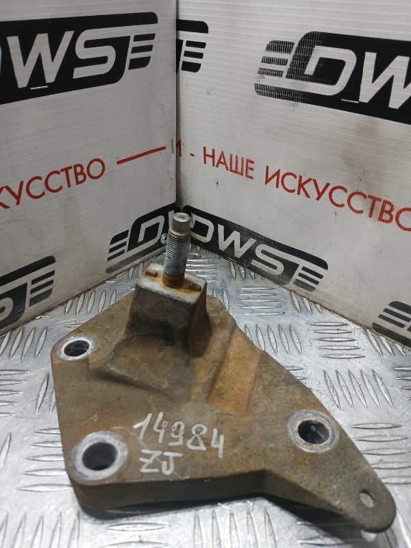 Кронштейн КПП, 1000 рублей, Красноярск