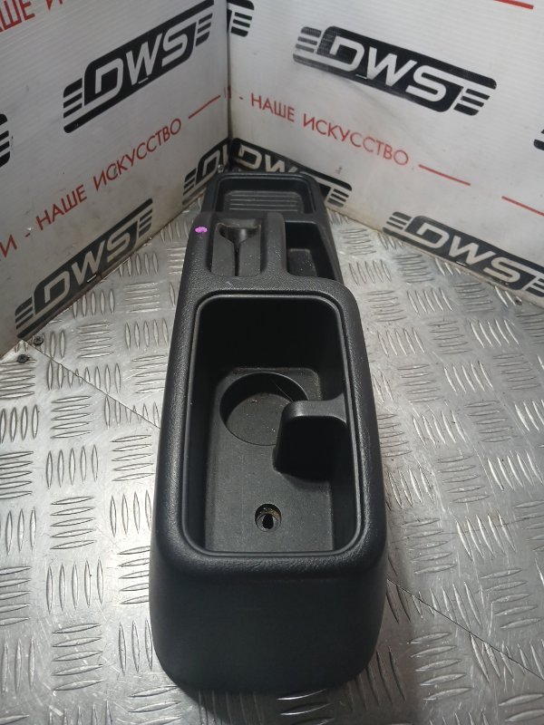 Консоль между сидений, 600 рублей, Красноярск