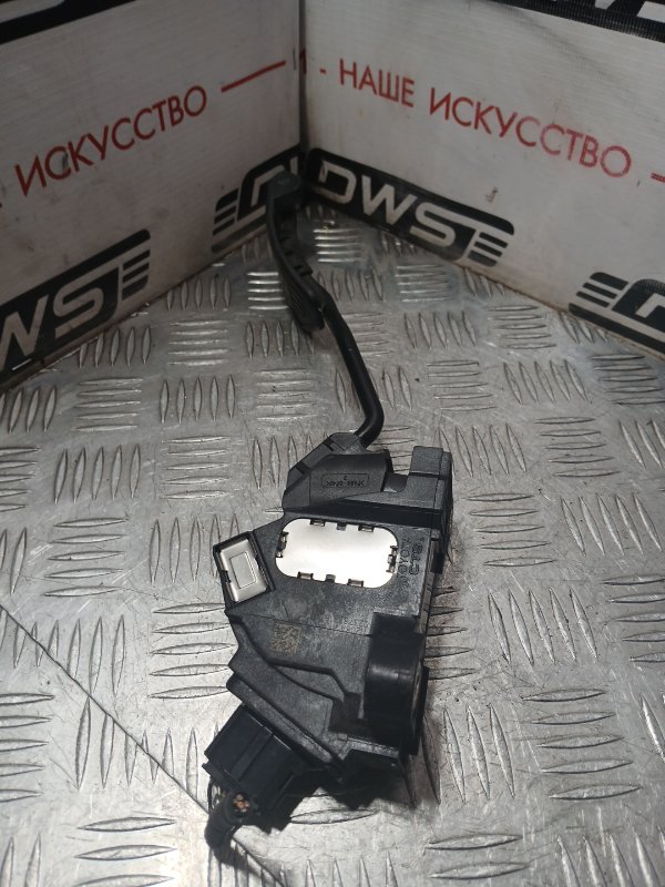 Педаль газа, 800 рублей, Красноярск