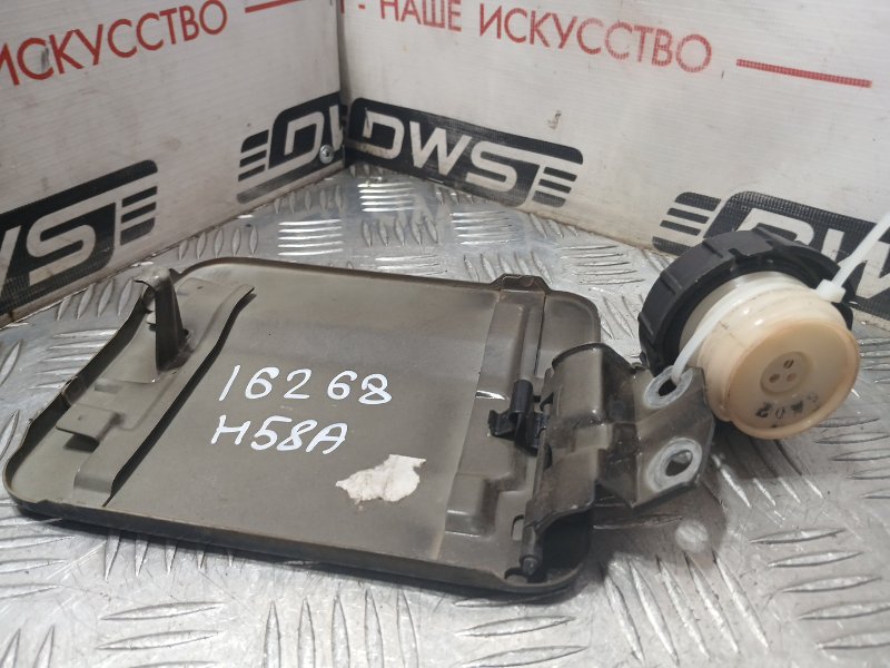 Лючок топливного бака, 500 рублей, Красноярск