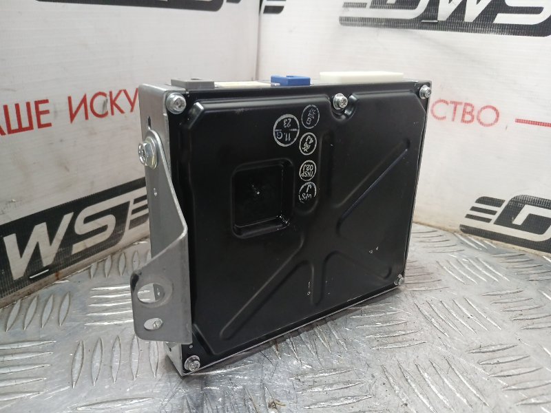 Блок управления телефоном IS250 2010 GSE25 4GR-FSE