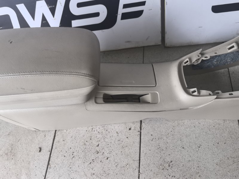 Подлокотник, 2000 рублей, Красноярск