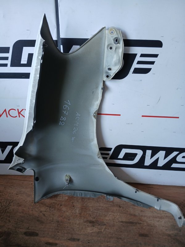 крыло переднее левое, 6500 рублей, Красноярск