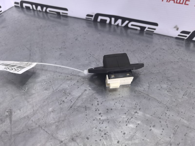 Кнопка открывания багажника Lexus IS250 GSE20 4GR-FSE 8494553010 контрактная