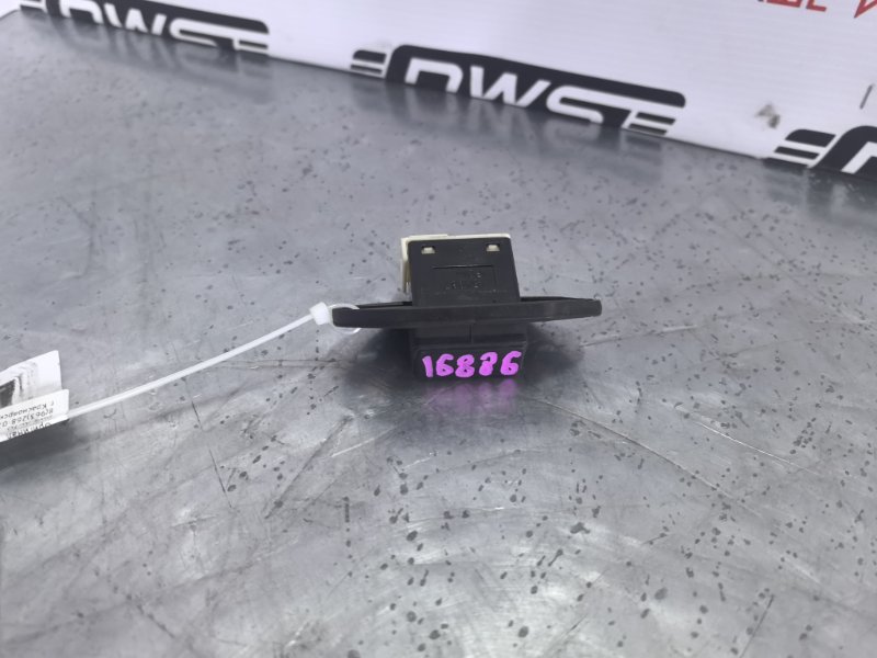 Кнопка открывания багажника IS250 GSE20 4GR-FSE