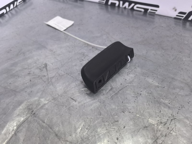 Ручка открывания багажника IS250 GSE25 4GR-FSE