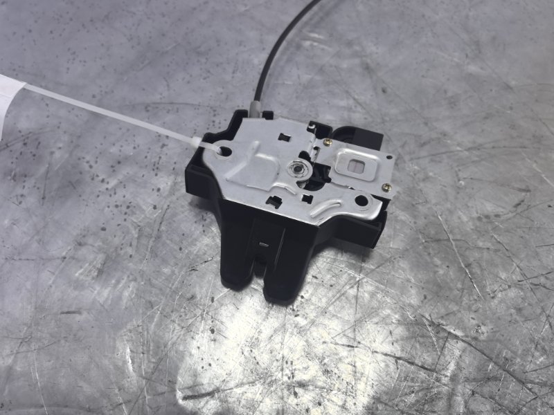 Замок багажника, 3000 рублей, Красноярск