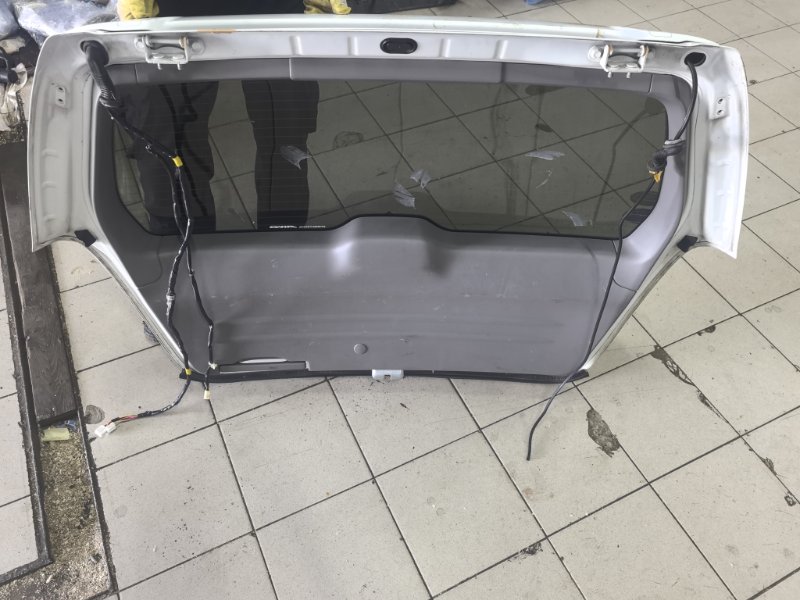 Дверь багажника, 15000 рублей, Красноярск