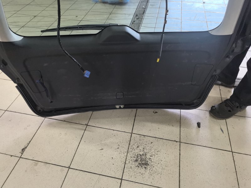 Дверь багажника, 10000 рублей, Красноярск