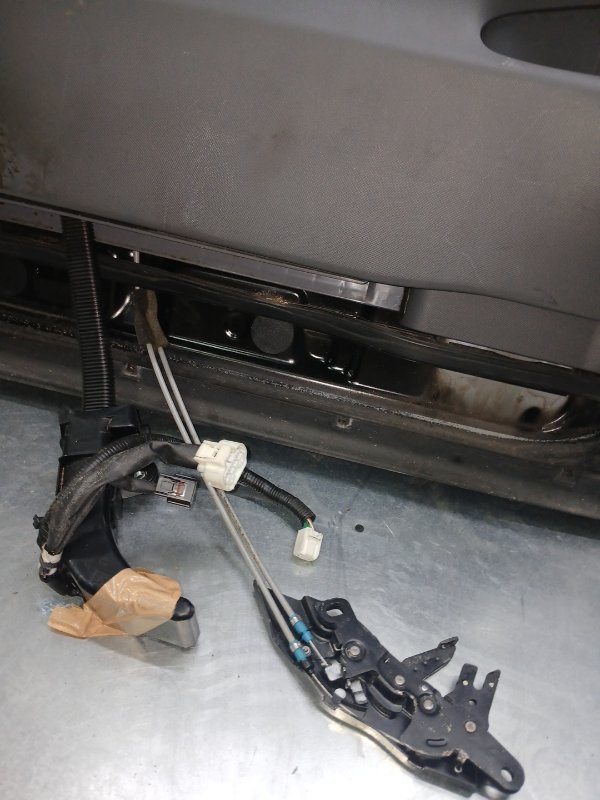 Дверь задняя левая, 9000 рублей, Красноярск