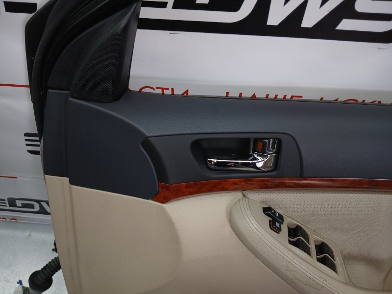 Дверь передняя правая, 11000 рублей, Красноярск