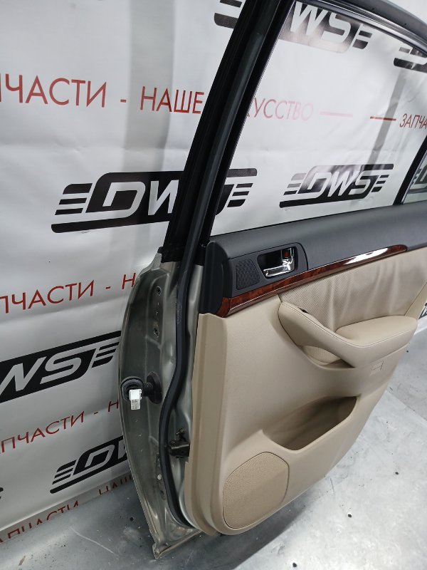 Дверь задняя правая, 10000 рублей, Красноярск