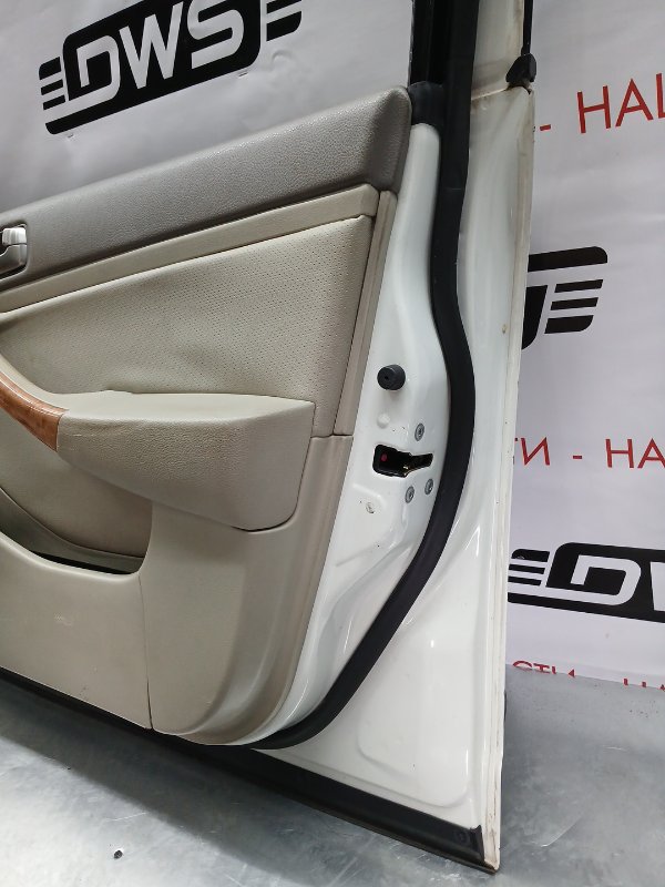 Дверь передняя правая, 12000 рублей, Красноярск