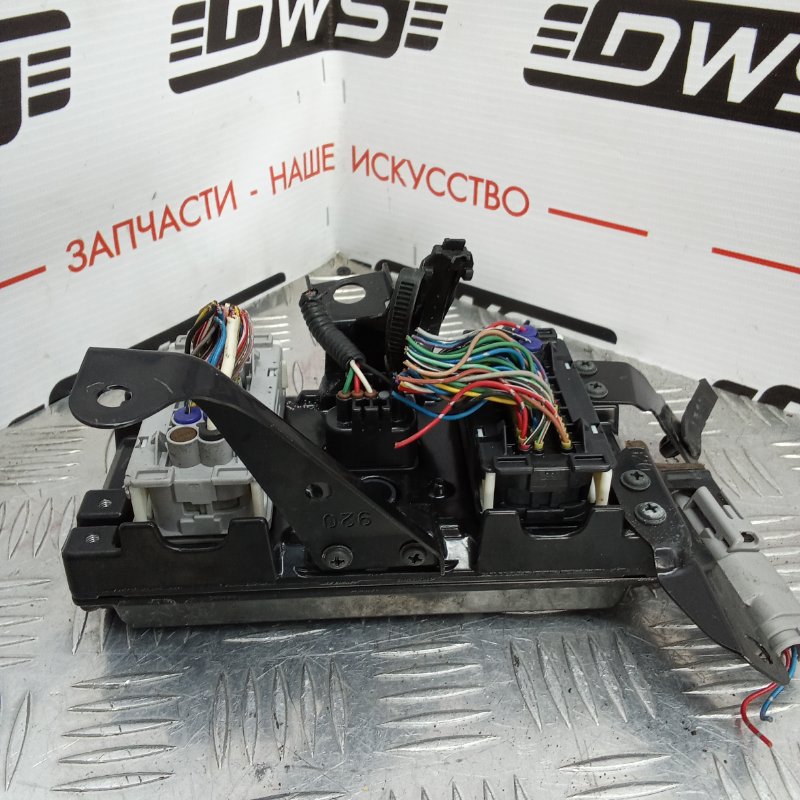 Блок управления ABS Lexus GS450h GWS191 2GRFSE