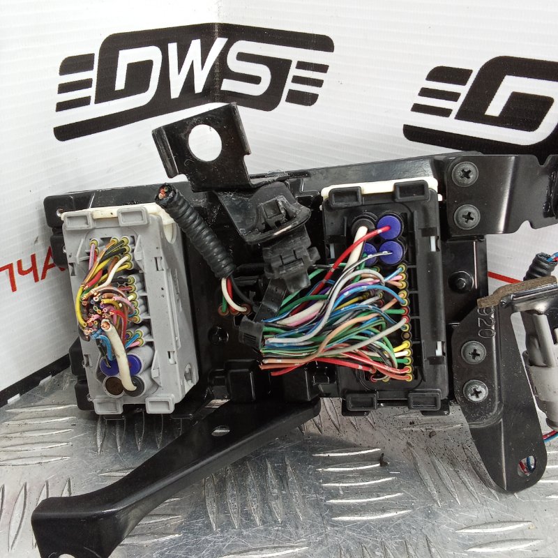 Блок управления ABS GS450h 2010 GWS191 2GRFSE