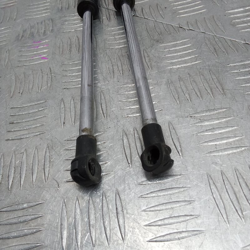 Амортизатор багажника, 1000 рублей, Красноярск