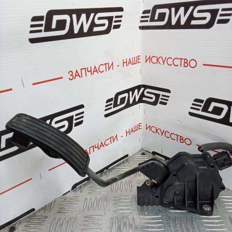 Педаль газа, 1000 рублей, Красноярск