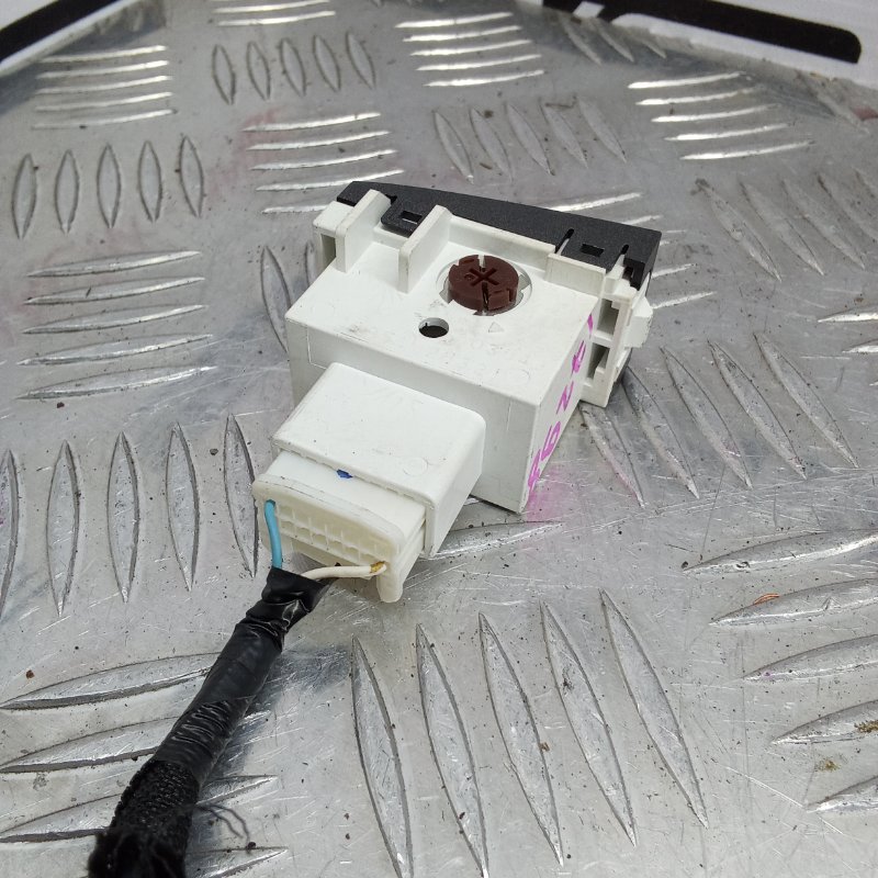 Индикатор ремня безопасности, 500 рублей, Красноярск