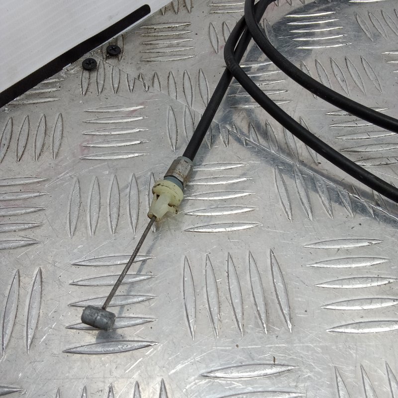 Тросик капота, 500 рублей, Красноярск