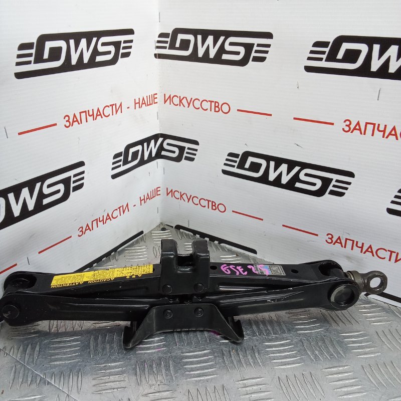 Домкрат Lexus IS250 GSE25 4GR-FSE