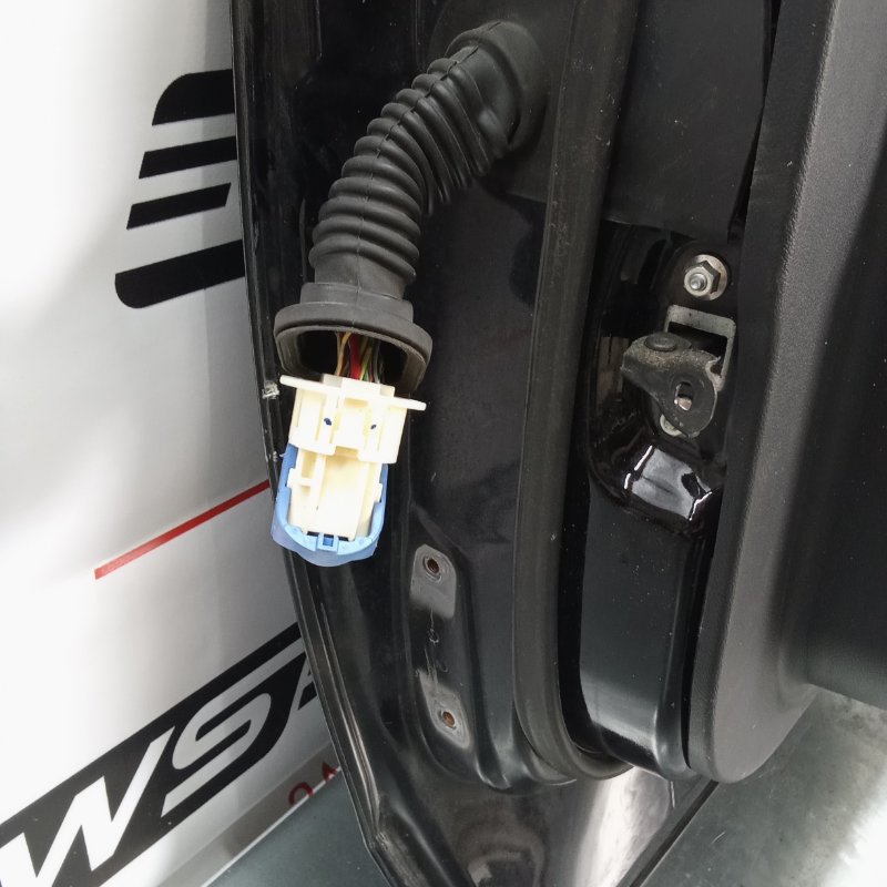 Дверь передняя правая, 15000 рублей, Красноярск