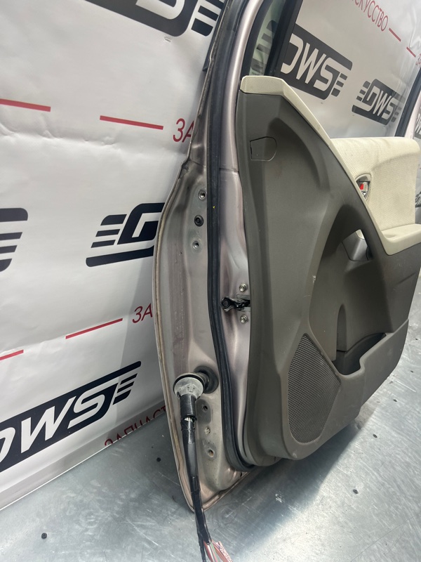 Дверь передняя правая, 9000 рублей, Красноярск