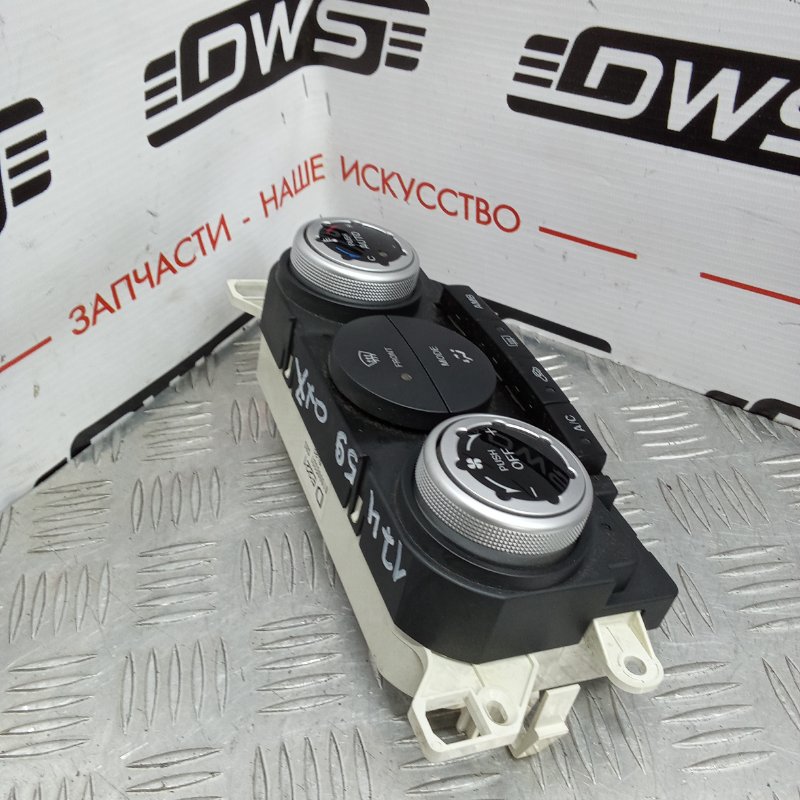 Блок управления климат-контролем, 1000 рублей, Красноярск