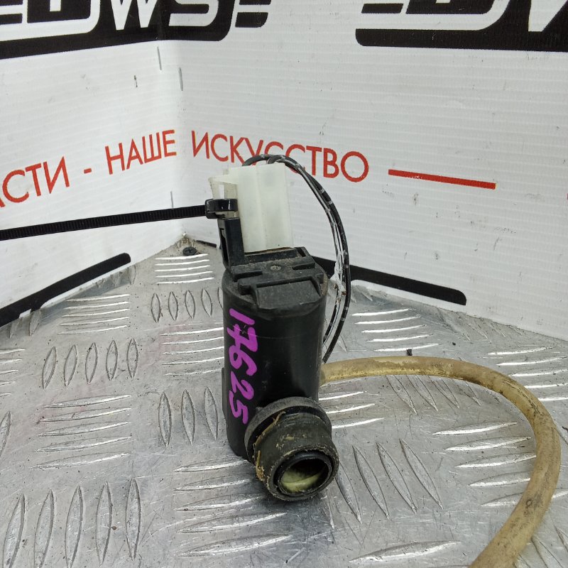 Насос омывателя Mitsubishi Pajero mini H58A 4A30 38410-66113 контрактная