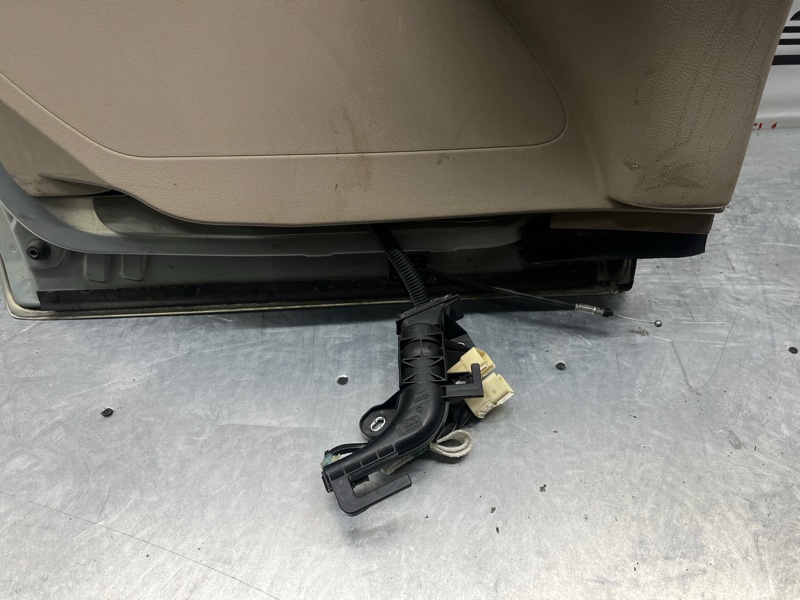 Дверь задняя левая, 9000 рублей, Красноярск