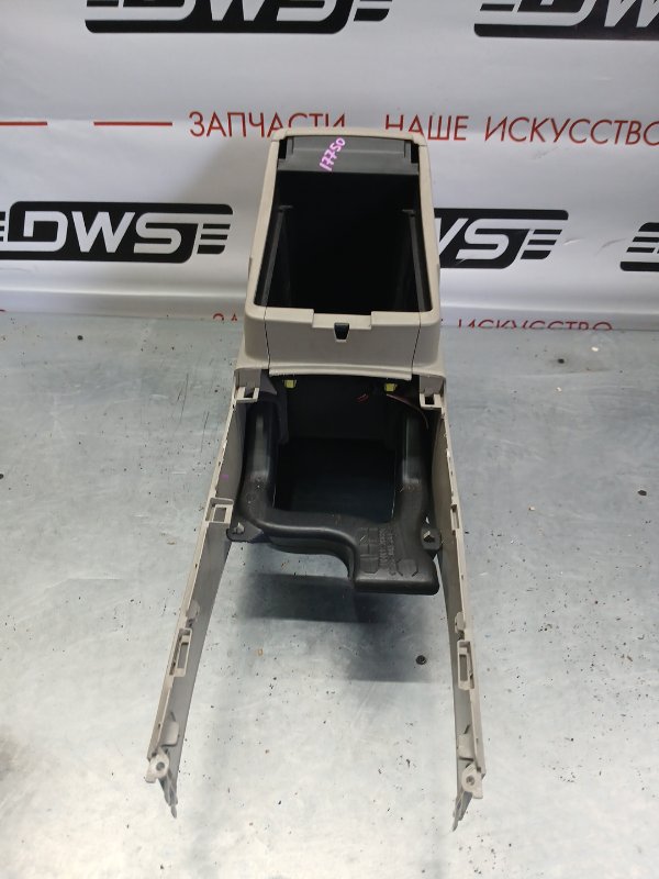 Подлокотник, 500 рублей, Красноярск