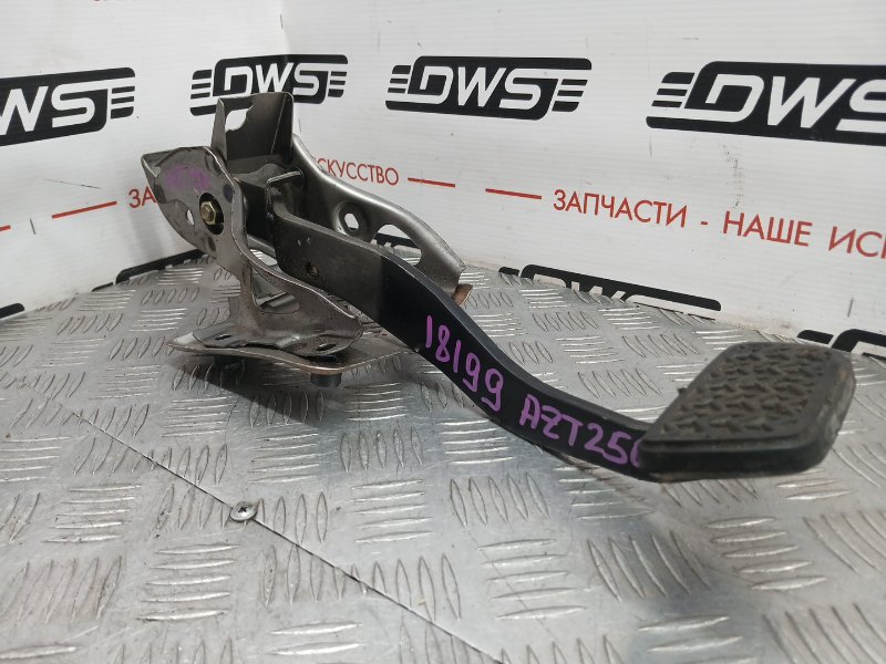 Педаль тормоза, 500 рублей, Красноярск