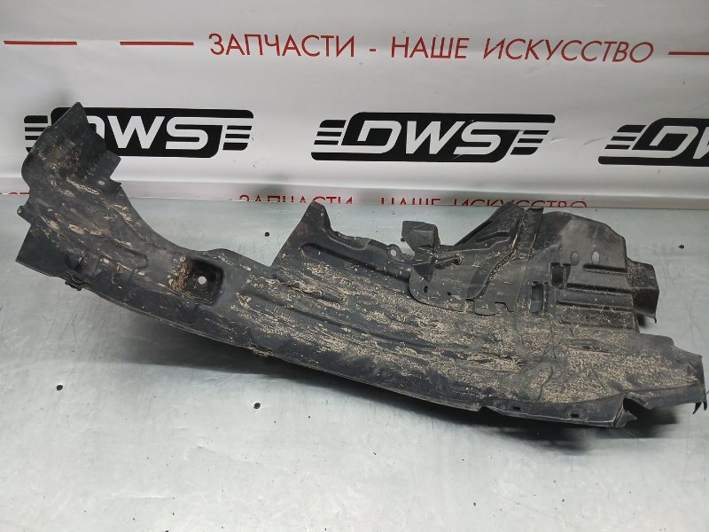 Подкрылок, 500 рублей, Красноярск