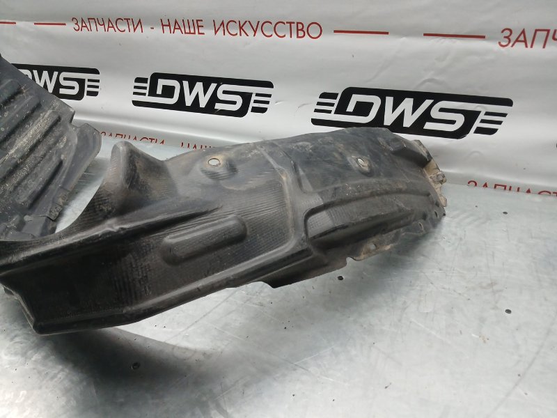 Подкрылок, 2000 рублей, Красноярск