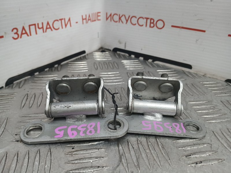 Петля двери багажника, 1500 рублей, Красноярск