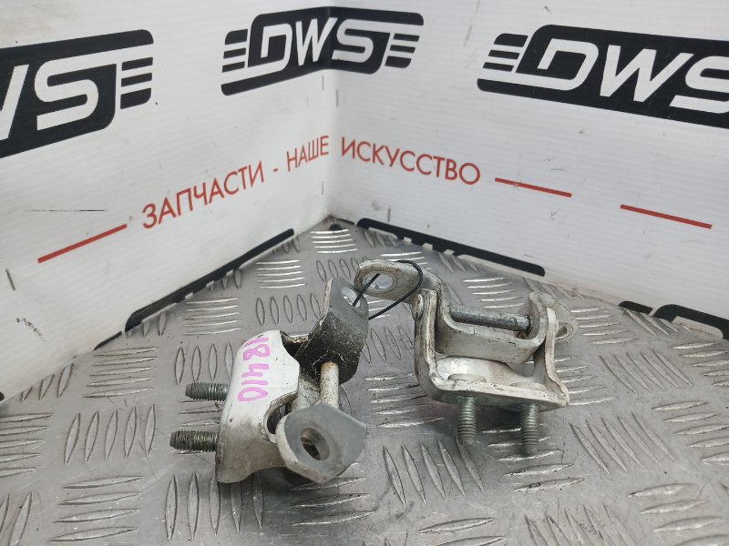 Петля двери багажника, 1500 рублей, Красноярск