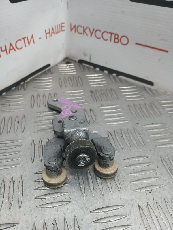 Ролик двери, 300 рублей, Красноярск