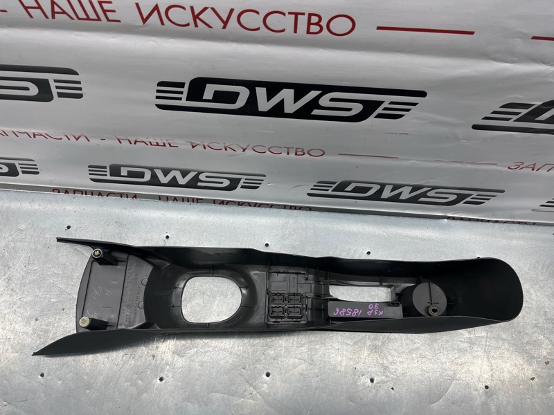 Консоль салона, 2500 рублей, Красноярск