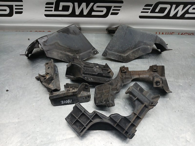 Накладка на рамку радиатора, 2000 рублей, Красноярск