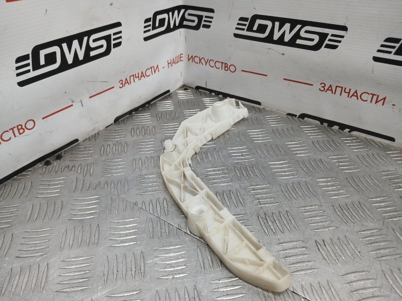 Крепление бампера, 1000 рублей, Красноярск