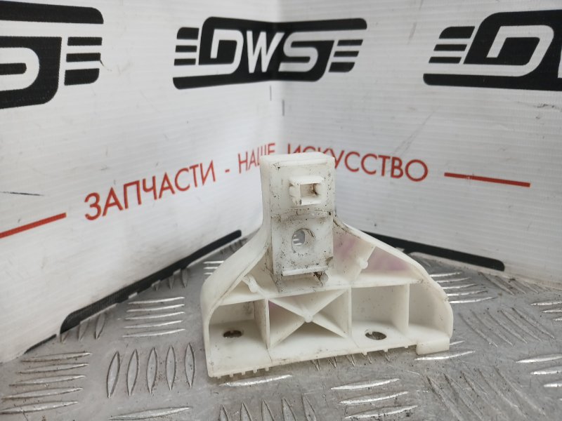 Крепление бампера, 500 рублей, Красноярск