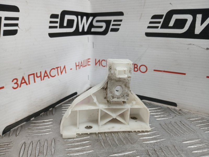 Крепление бампера, 500 рублей, Красноярск