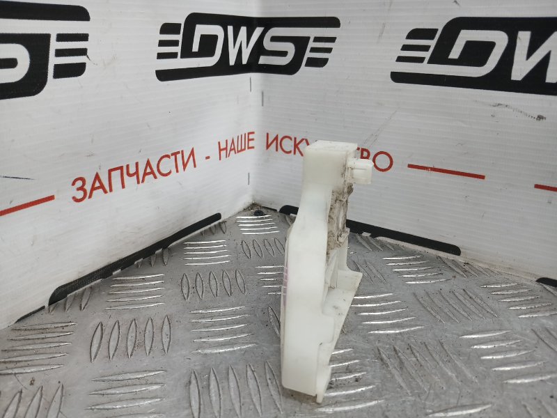 Крепление бампера, 500 рублей, Красноярск