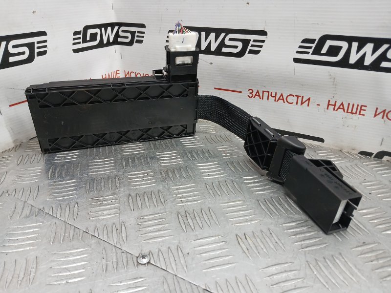 Блок управления доводчика багажной двери, 1000 рублей, Красноярск