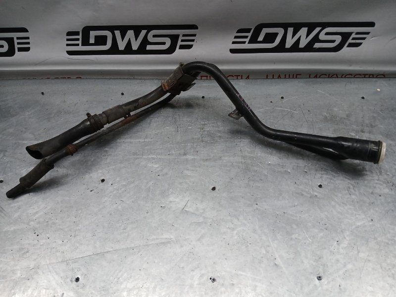 Горловина топливного бака, 2000 рублей, Красноярск